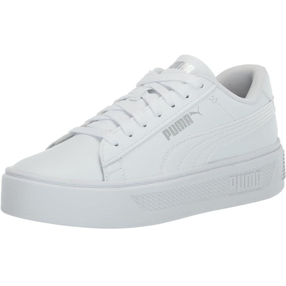 PUMA Women’s Smash Platform V3 Sneaker